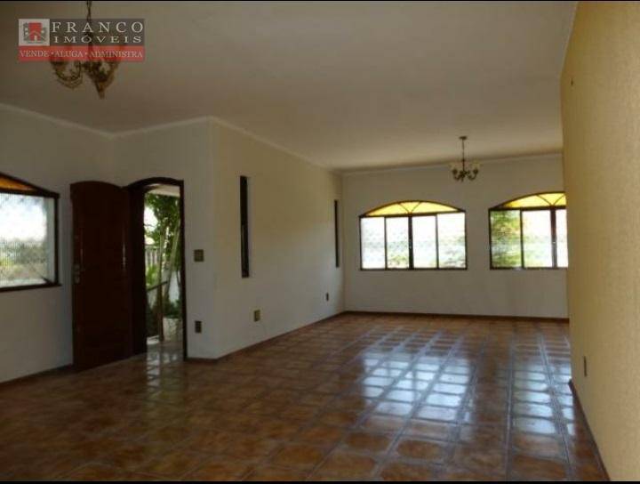 Casa à venda com 5 quartos, 405m² - Foto 4