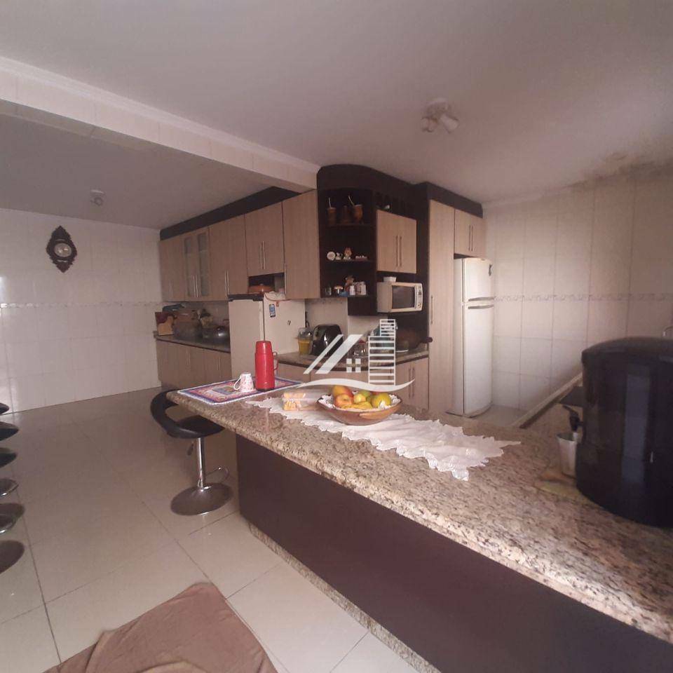 Sobrado à venda com 3 quartos, 271m² - Foto 34