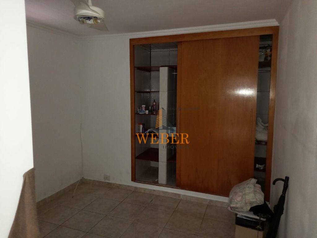 Casa à venda com 2 quartos, 120m² - Foto 4