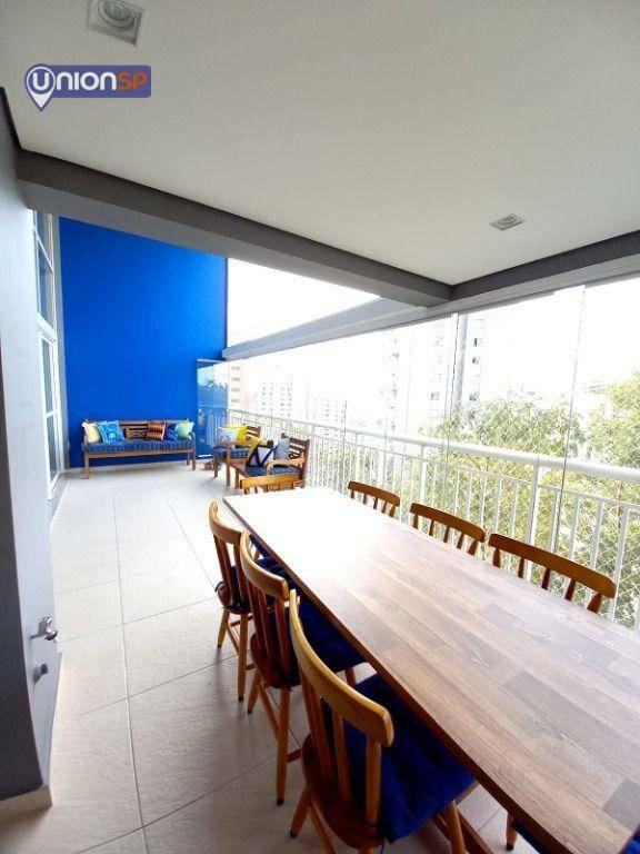 Apartamento à venda com 4 quartos, 238m² - Foto 9