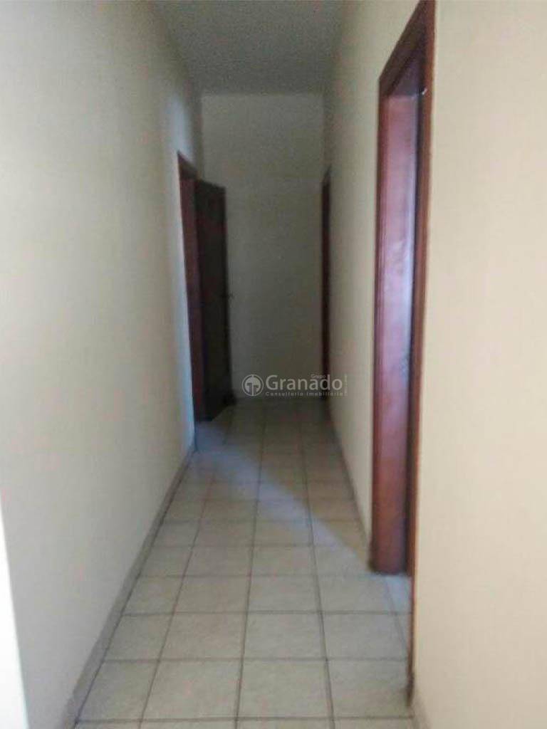 Sobrado à venda com 4 quartos, 320m² - Foto 7