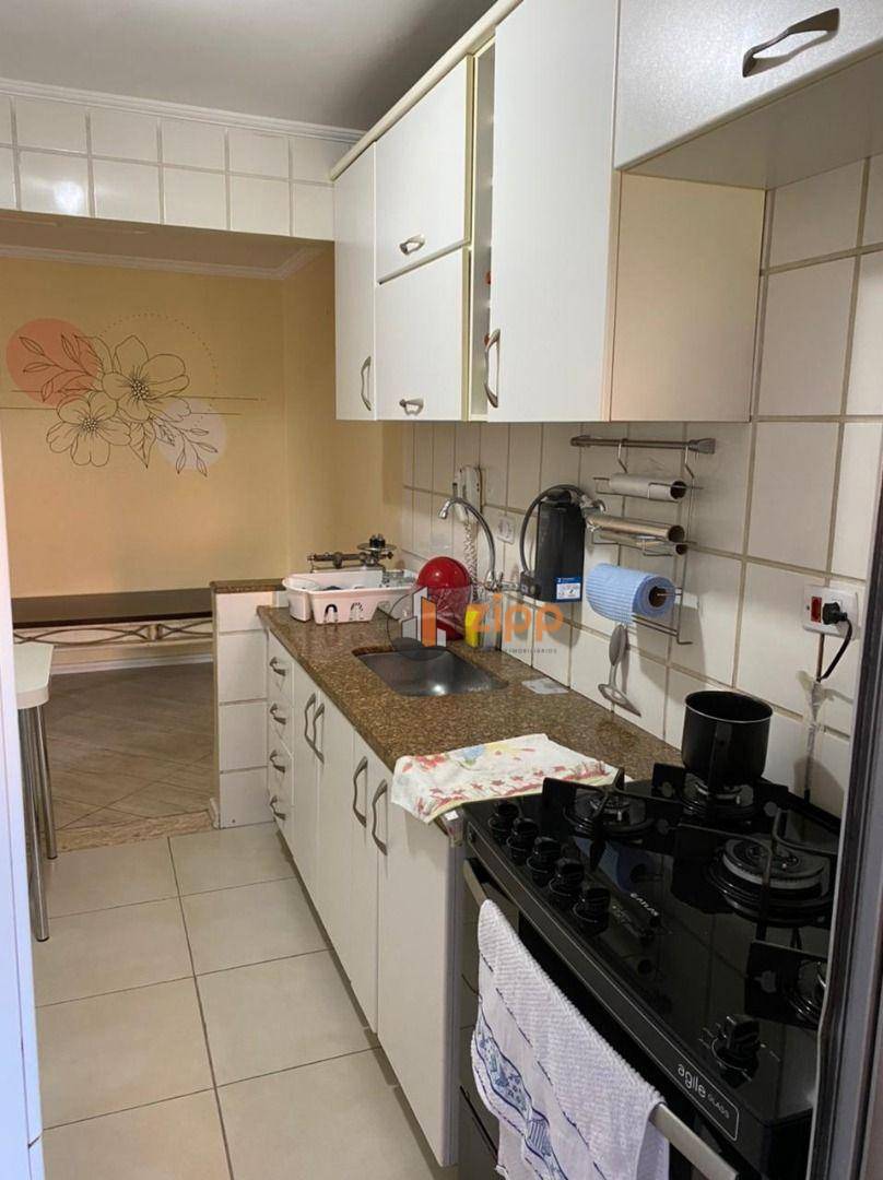 Apartamento à venda com 3 quartos, 70m² - Foto 11