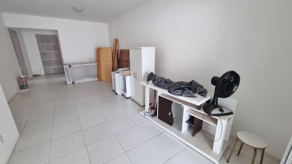 Apartamento à venda com 3 quartos, 115m² - Foto 8