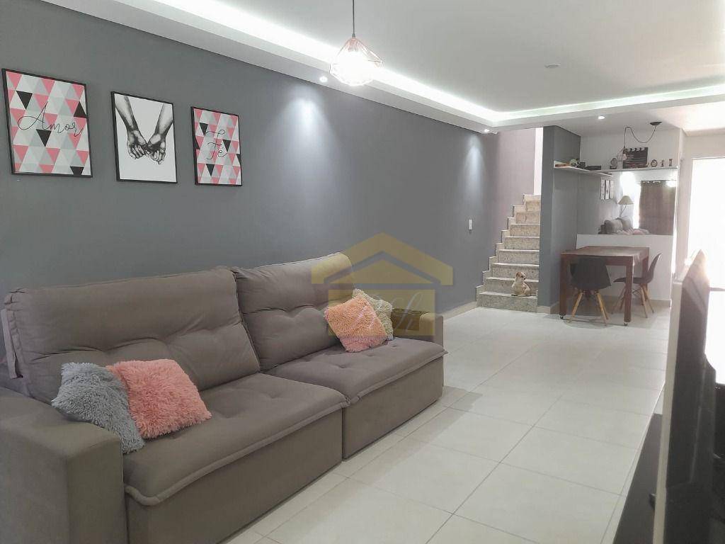 Sobrado à venda com 3 quartos, 113m² - Foto 1