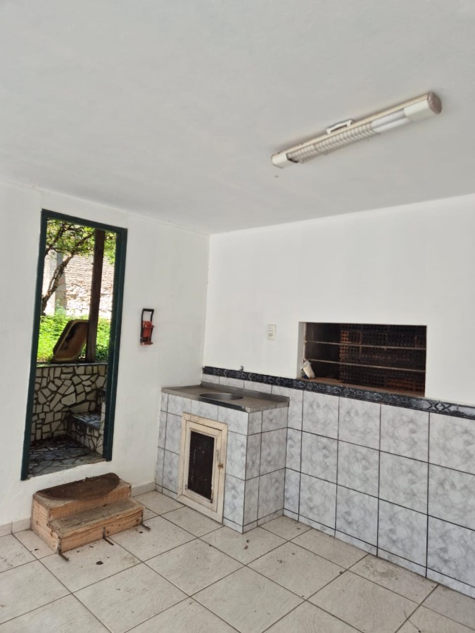 Casa à venda com 4 quartos, 104m² - Foto 4