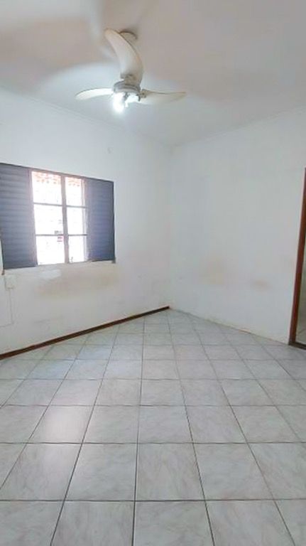 Sobrado à venda com 2 quartos, 200m² - Foto 13