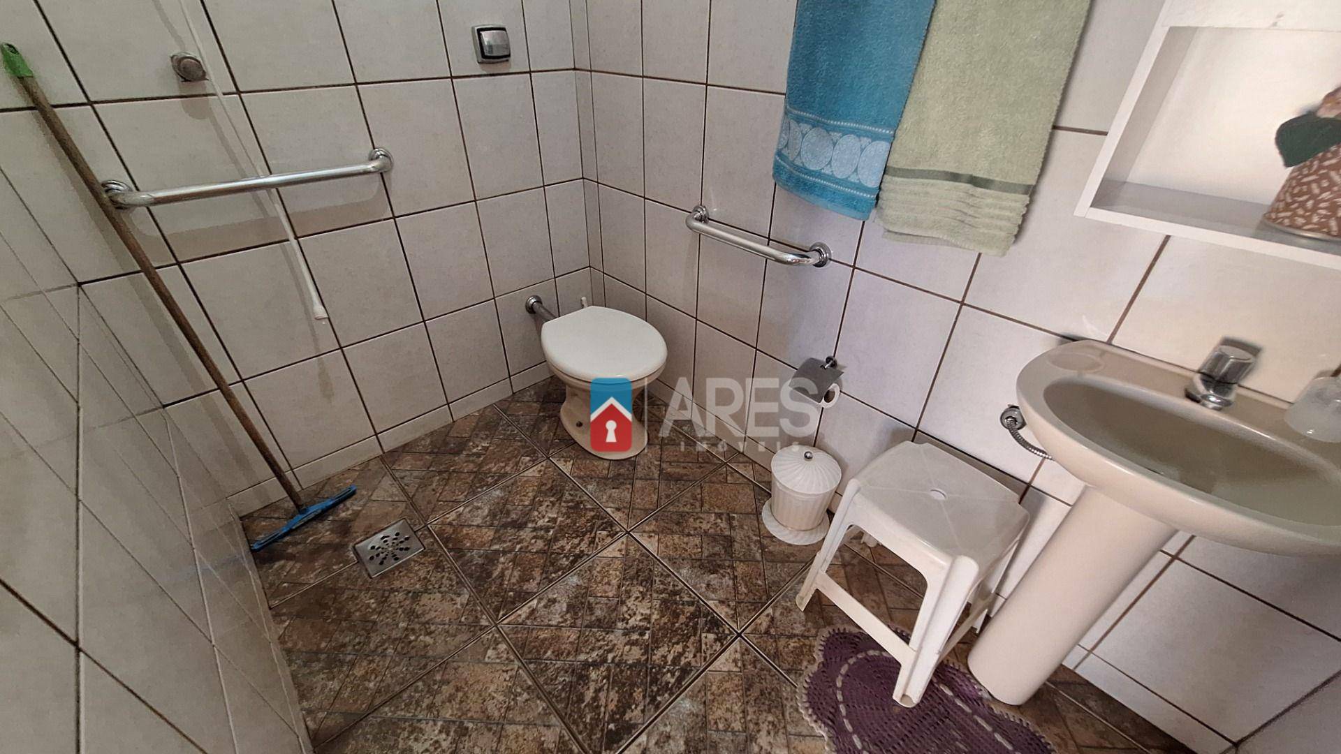 Casa para alugar com 3 quartos, 189m² - Foto 6