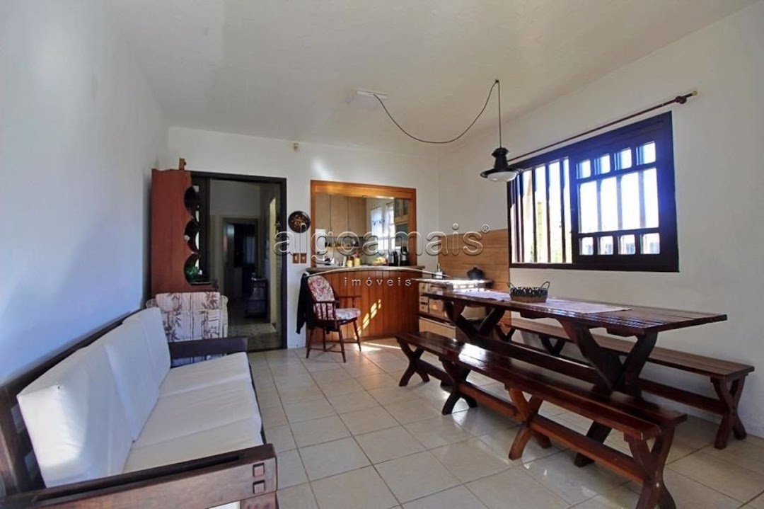 Casa à venda com 4 quartos, 200m² - Foto 13