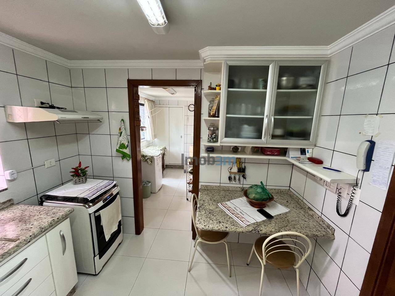 Apartamento à venda com 3 quartos, 107m² - Foto 13