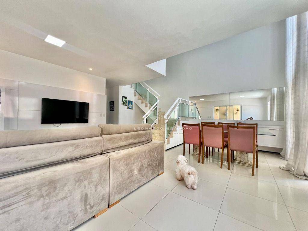 Casa de Condomínio à venda com 4 quartos, 165m² - Foto 3