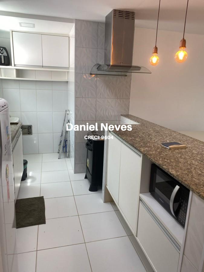 Apartamento à venda com 2 quartos, 79m² - Foto 4