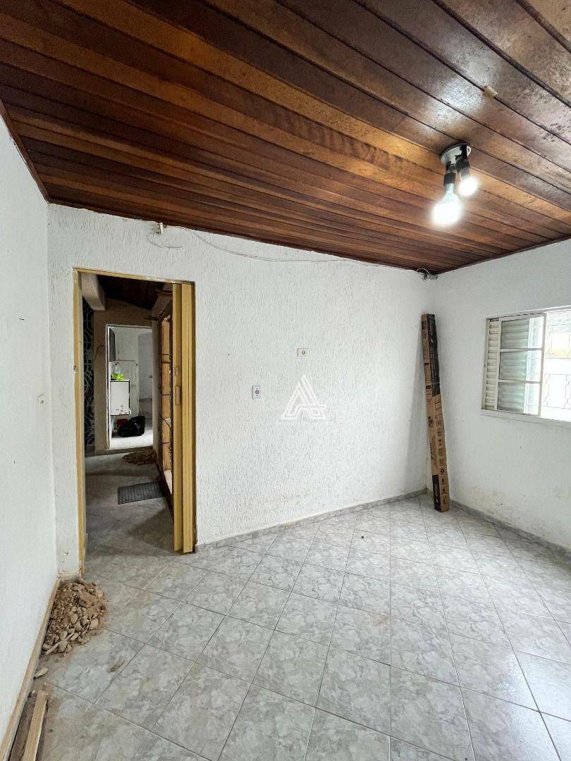 Casa para alugar com 3 quartos, 70m² - Foto 28