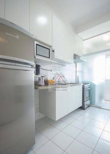 Apartamento à venda com 2 quartos, 55m² - Foto 10