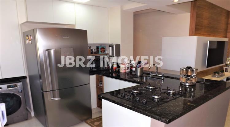 Apartamento à venda com 2 quartos, 82m² - Foto 4