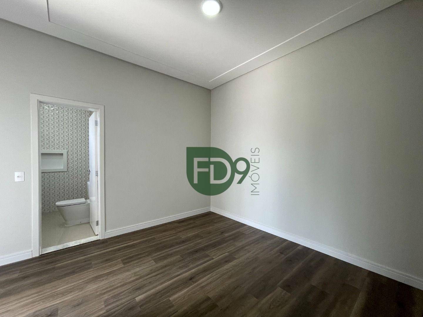 Casa de Condomínio à venda com 5 quartos, 425m² - Foto 22