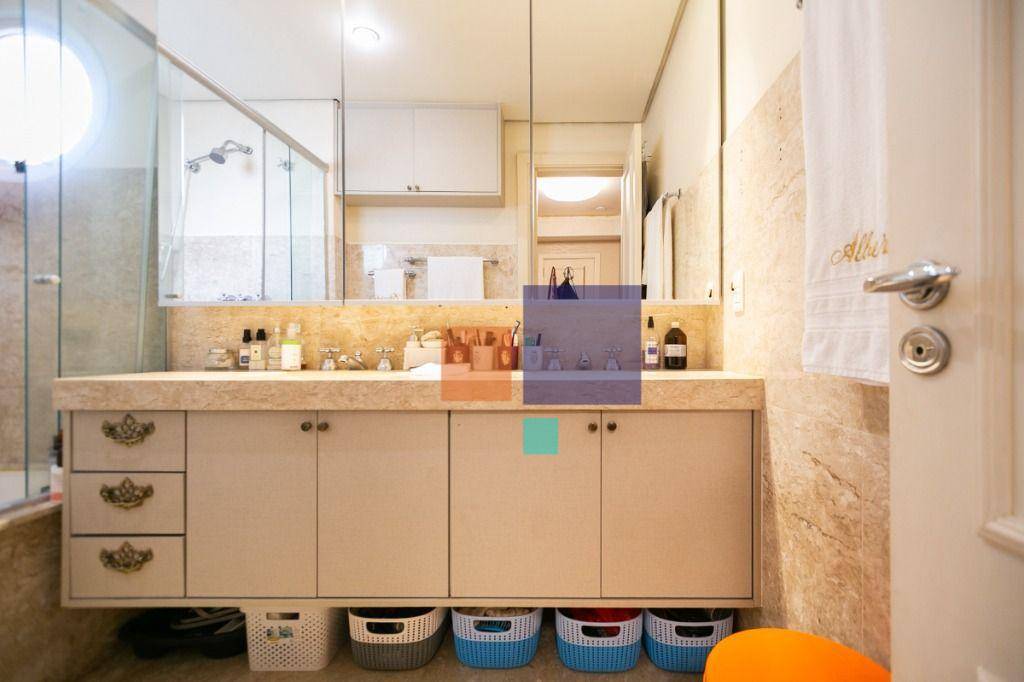 Apartamento para alugar com 4 quartos, 240m² - Foto 50