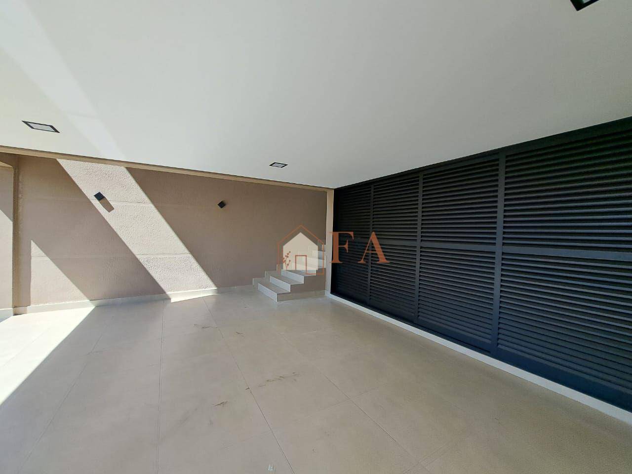 Casa de Condomínio à venda com 3 quartos, 173m² - Foto 2