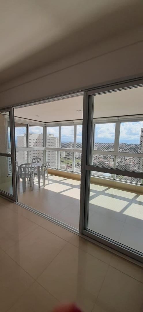 Apartamento à venda com 3 quartos, 145m² - Foto 9