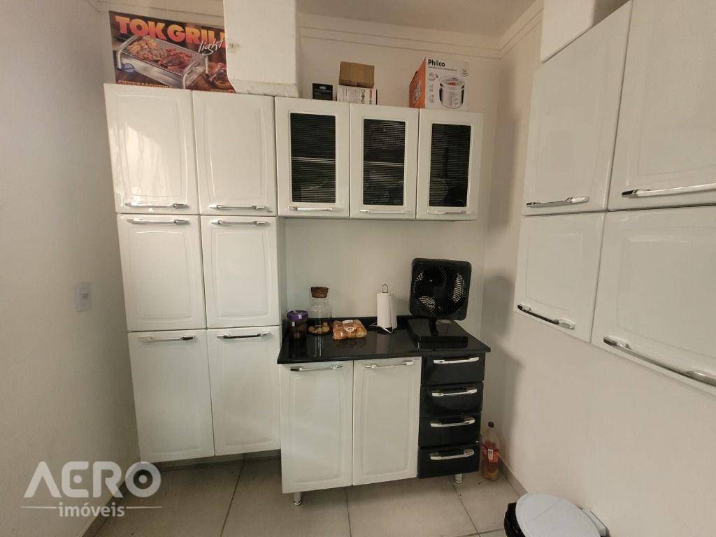 Casa à venda com 2 quartos, 126m² - Foto 15