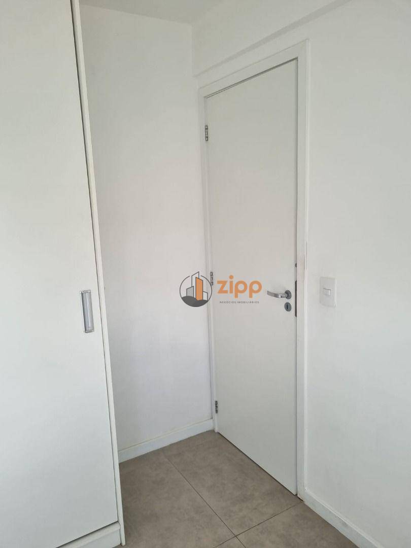 Apartamento para alugar com 2 quartos, 40m² - Foto 16