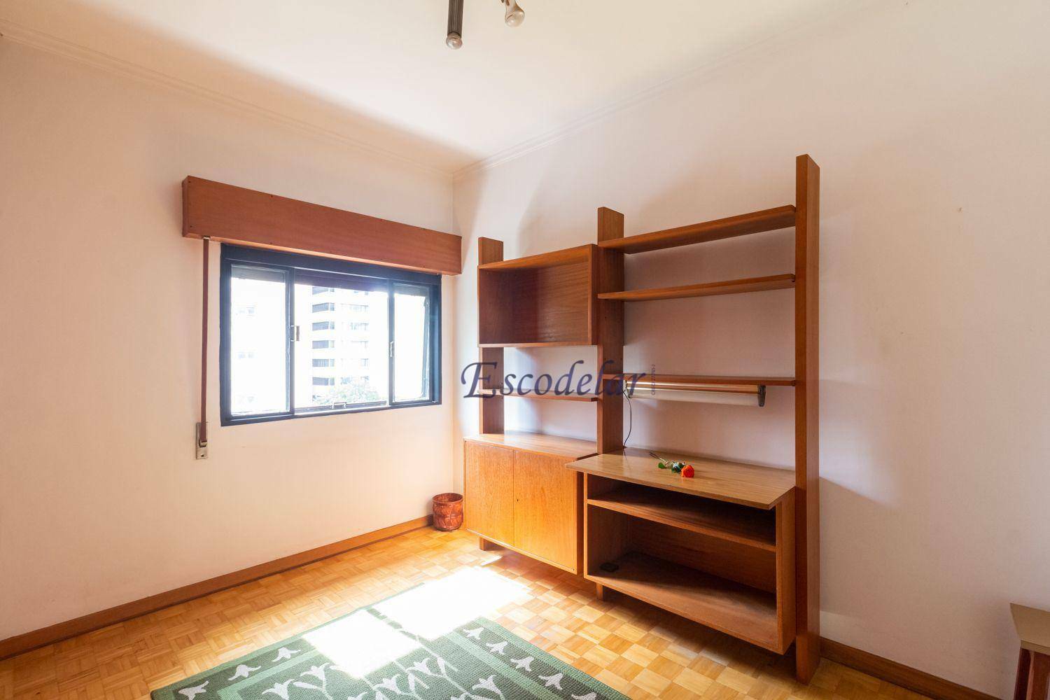 Apartamento à venda com 4 quartos, 220m² - Foto 12