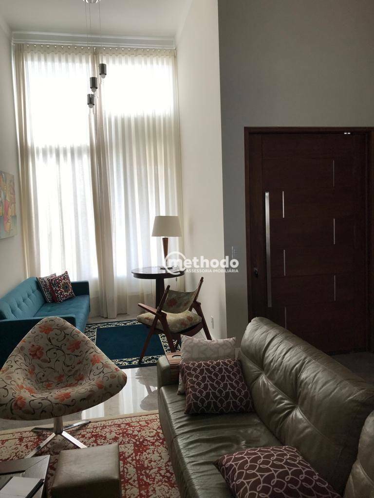 Casa de Condomínio à venda com 3 quartos, 233m² - Foto 4