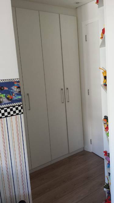 Apartamento para alugar com 3 quartos, 145m² - Foto 17