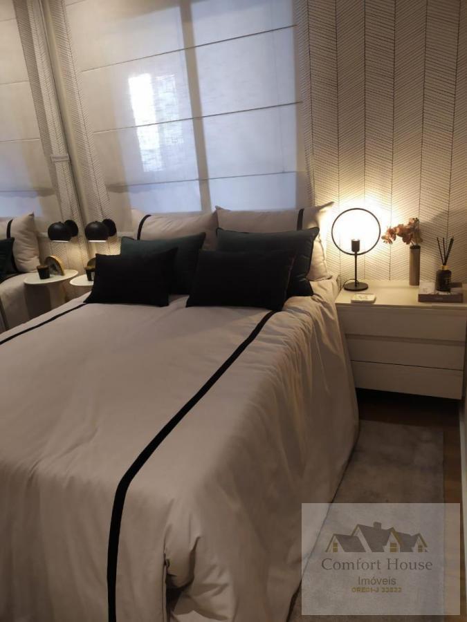 Apartamento à venda com 2 quartos, 42m² - Foto 12