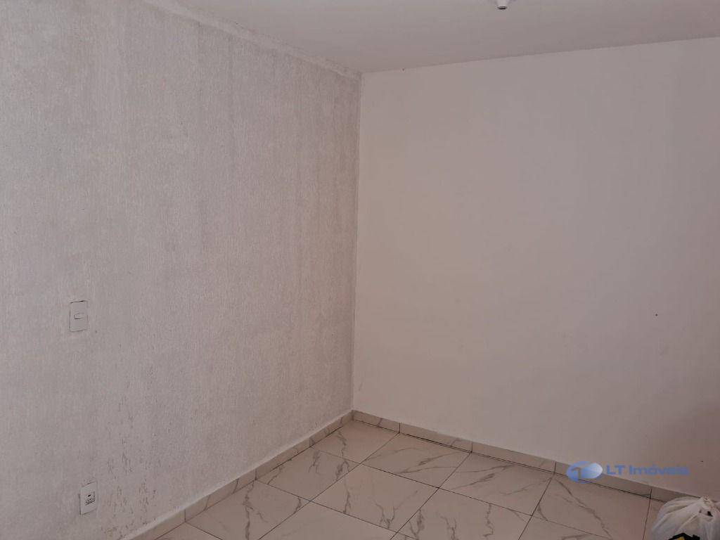 Apartamento para alugar com 2 quartos, 39m² - Foto 20