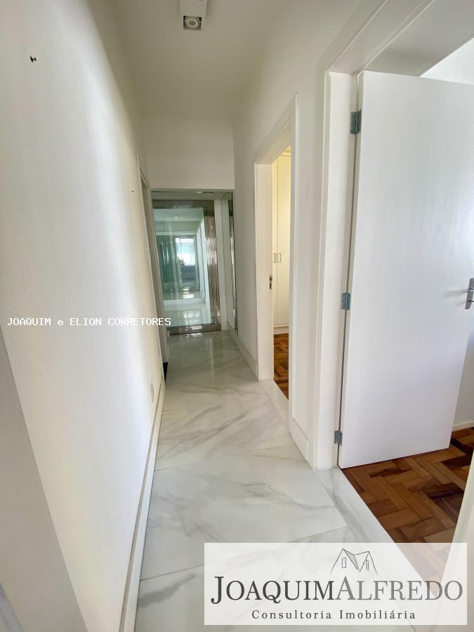 Apartamento à venda com 3 quartos, 119m² - Foto 12