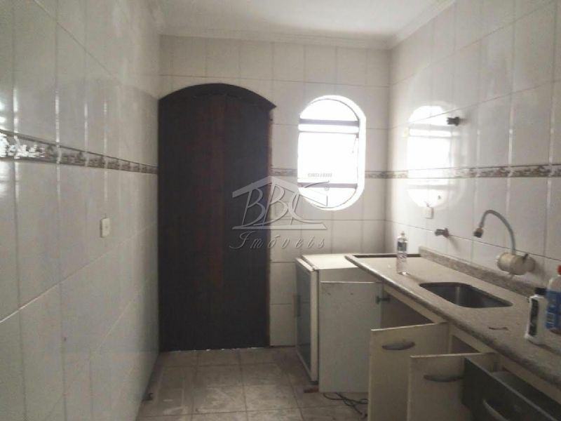 Casa à venda com 3 quartos, 250m² - Foto 11