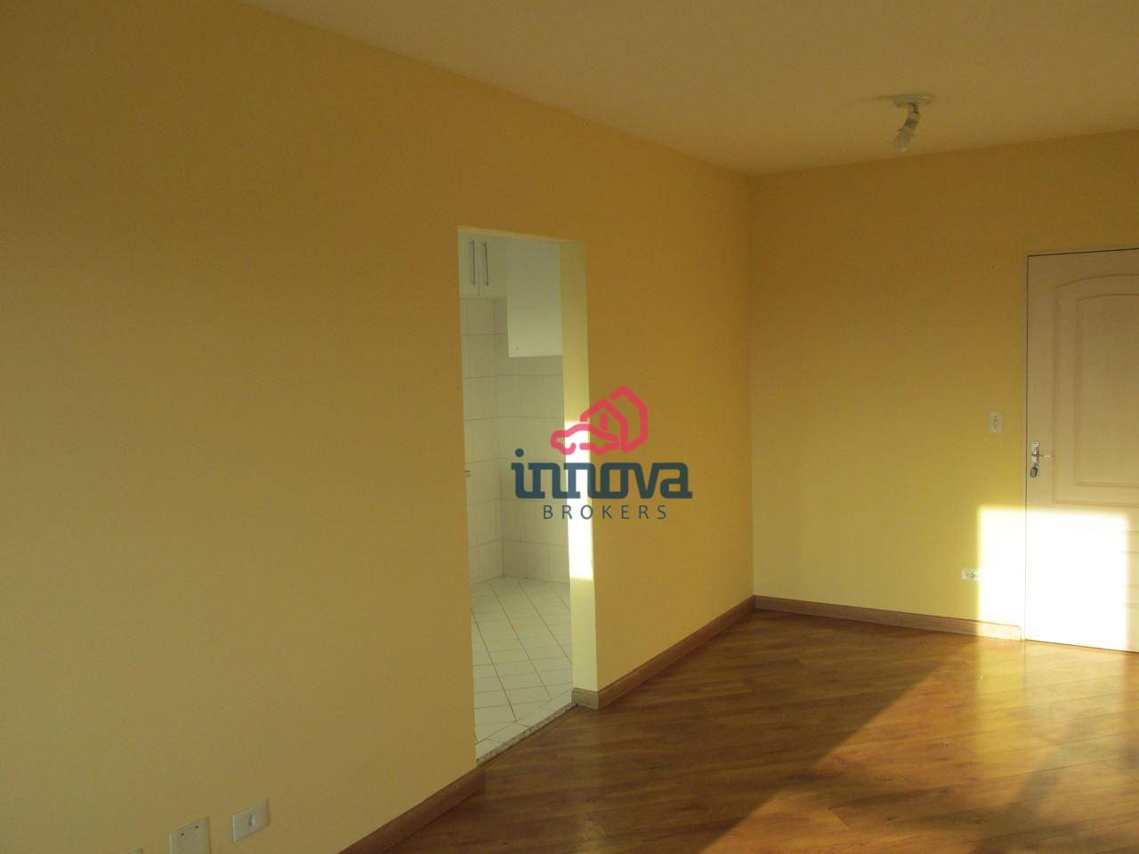 Apartamento para alugar com 2 quartos, 68m² - Foto 9