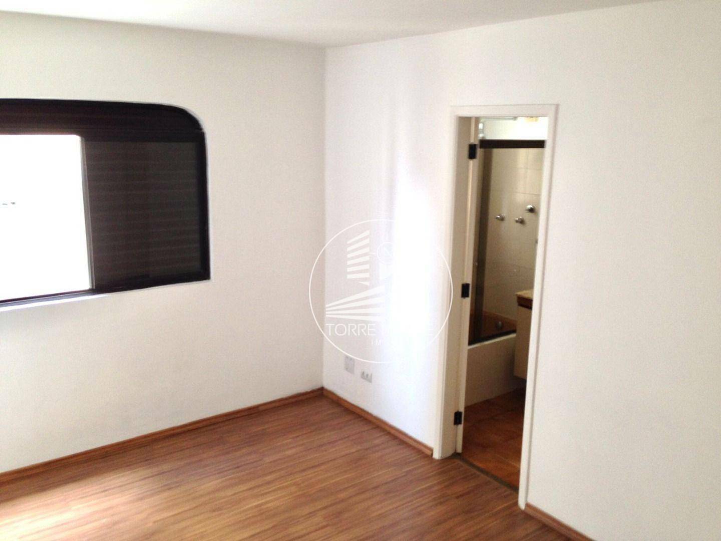 Apartamento à venda com 4 quartos, 153m² - Foto 13