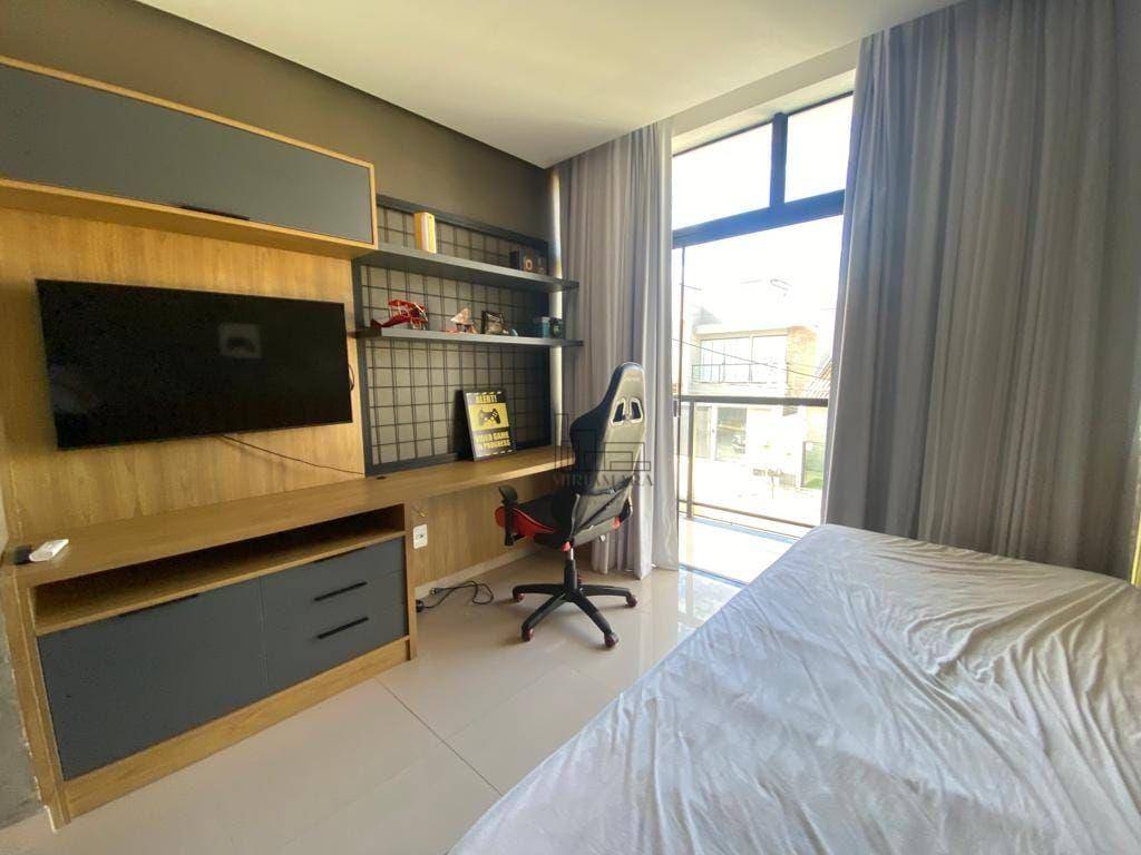 Casa à venda com 3 quartos, 212m² - Foto 15