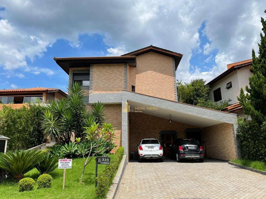 Sobrado à venda com 4 quartos, 354m² - Foto 1