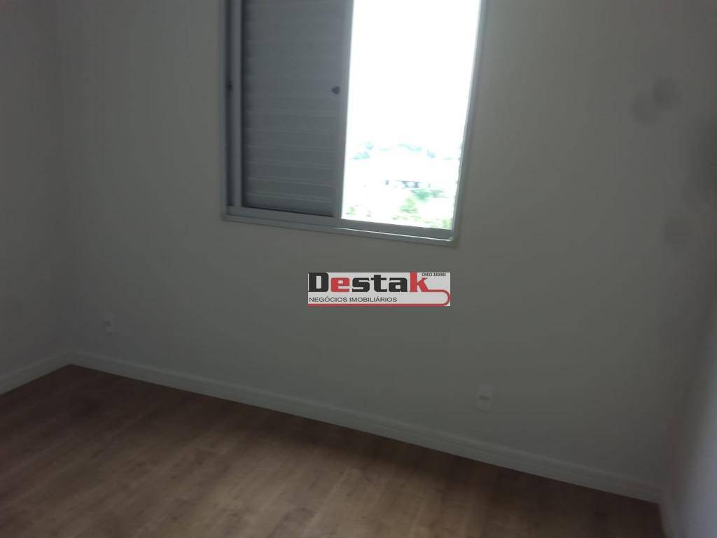 Apartamento à venda com 2 quartos, 53m² - Foto 3