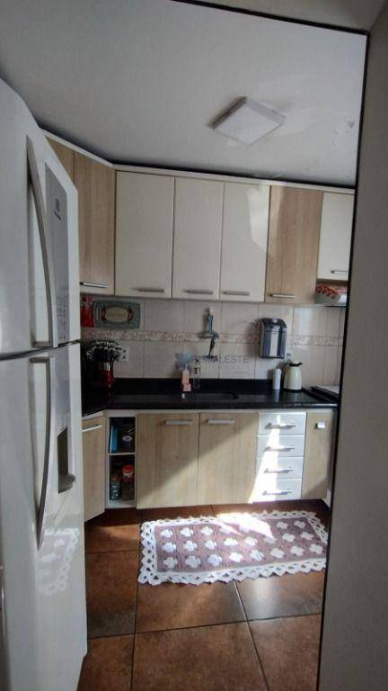 Apartamento à venda com 2 quartos, 57m² - Foto 2