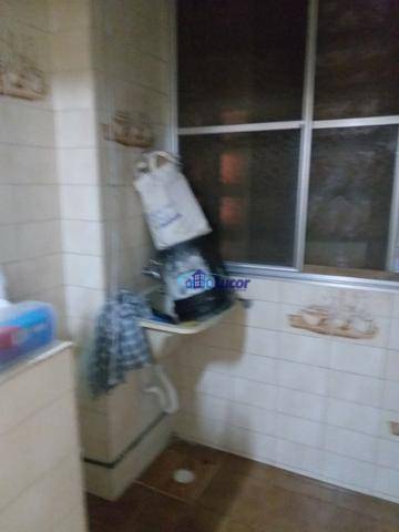 Apartamento à venda com 2 quartos, 64m² - Foto 9