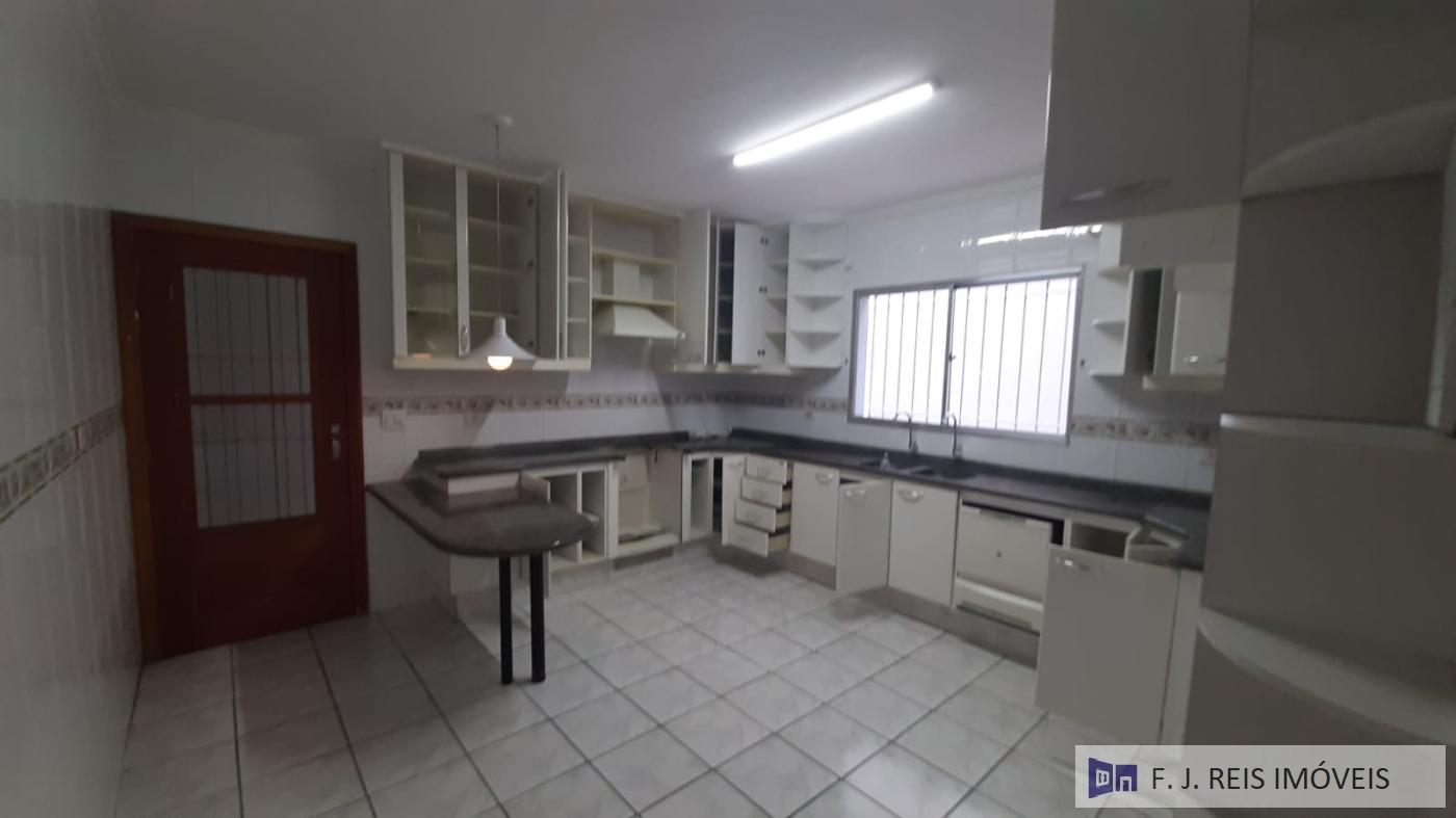 Sobrado à venda com 3 quartos, 140m² - Foto 11