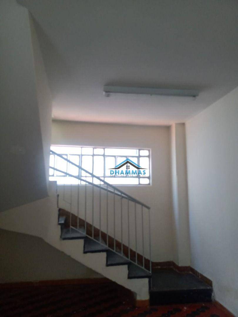 Casa à venda com 3 quartos, 240m² - Foto 28