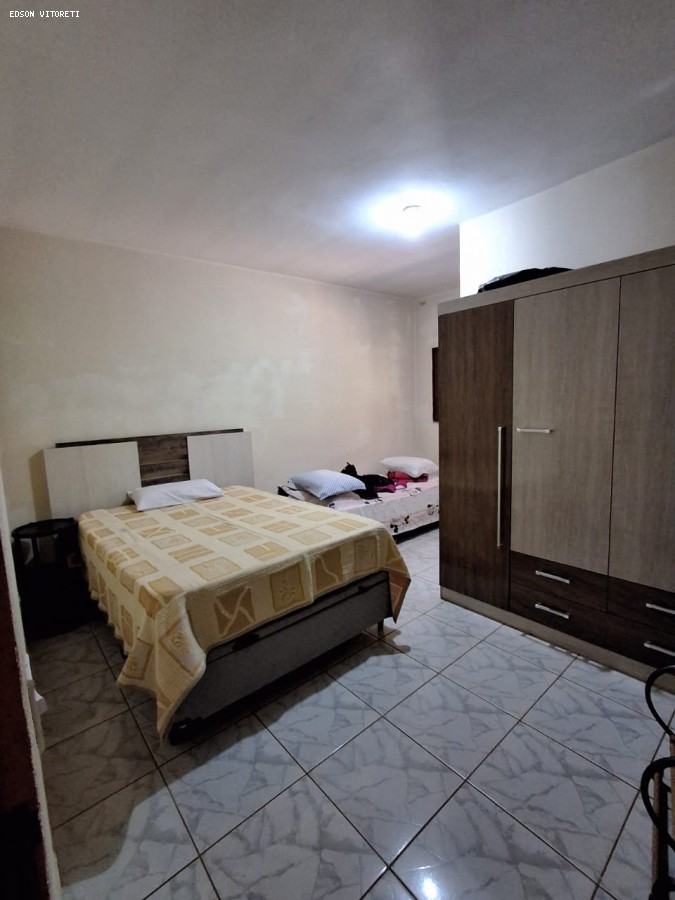 Chácara à venda com 3 quartos, 763m² - Foto 2