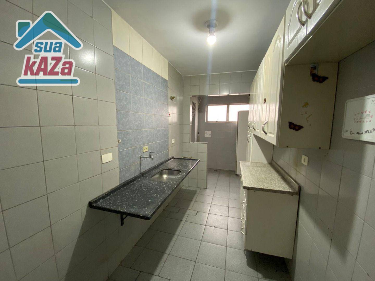 Apartamento à venda com 3 quartos, 75m² - Foto 4