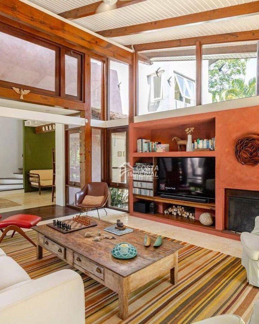 Casa à venda com 3 quartos, 250m² - Foto 5