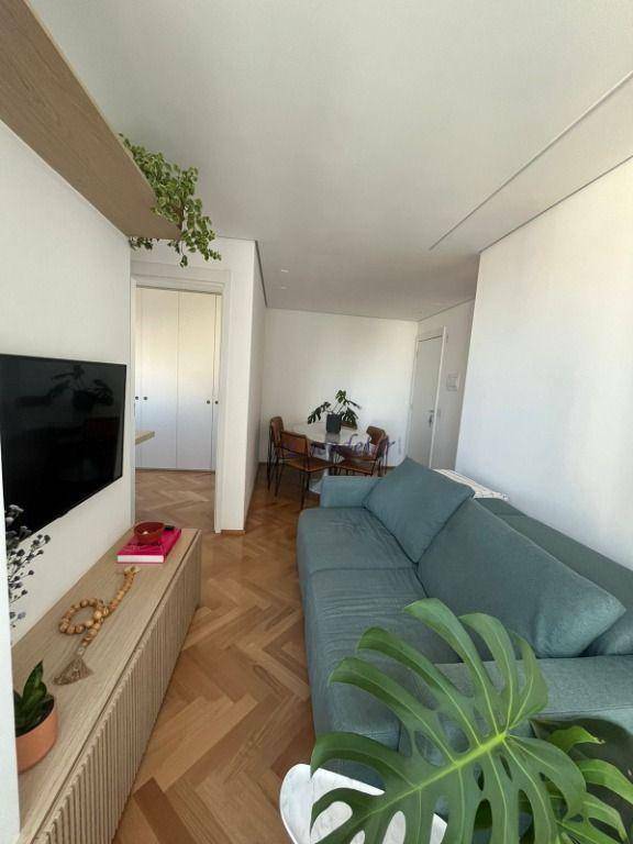 Apartamento à venda com 2 quartos, 43m² - Foto 10