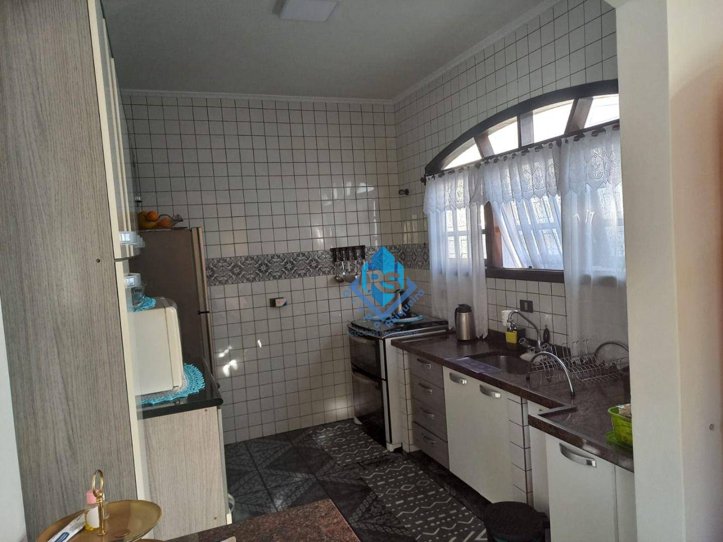 Casa à venda com 3 quartos, 250m² - Foto 22