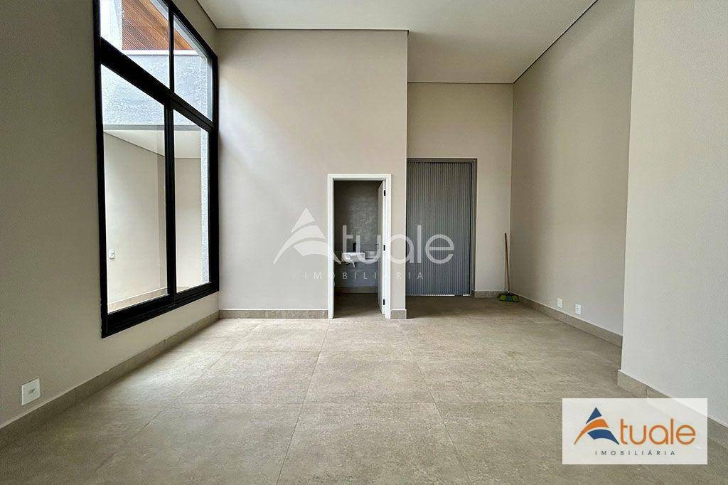 Casa de Condomínio à venda com 4 quartos, 211m² - Foto 2