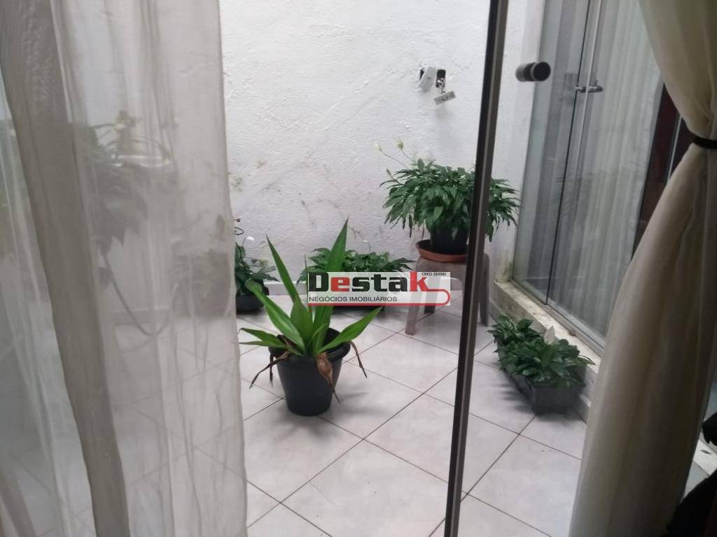 Sobrado à venda com 4 quartos, 230m² - Foto 4