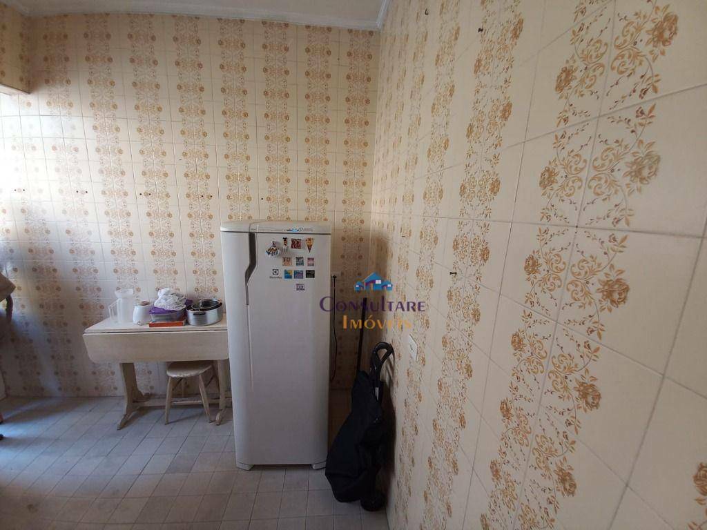 Apartamento à venda com 2 quartos, 72m² - Foto 18