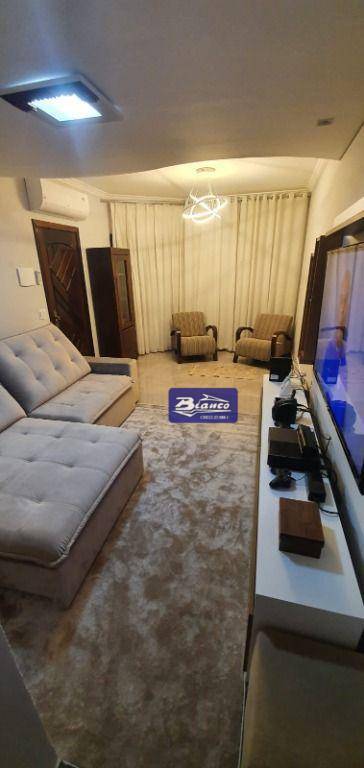 Sobrado, 2 quartos, 252 m² - Foto 6