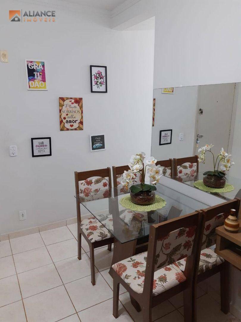 Apartamento à venda com 2 quartos, 58m² - Foto 13